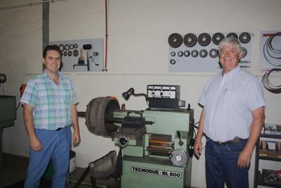 JEC Marketing fills gap in vehicle parts sector